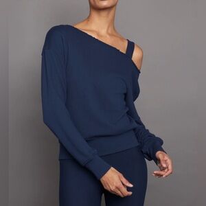 Carbon38 - Off Shoulder Sweatshirt in Navy | Size Small